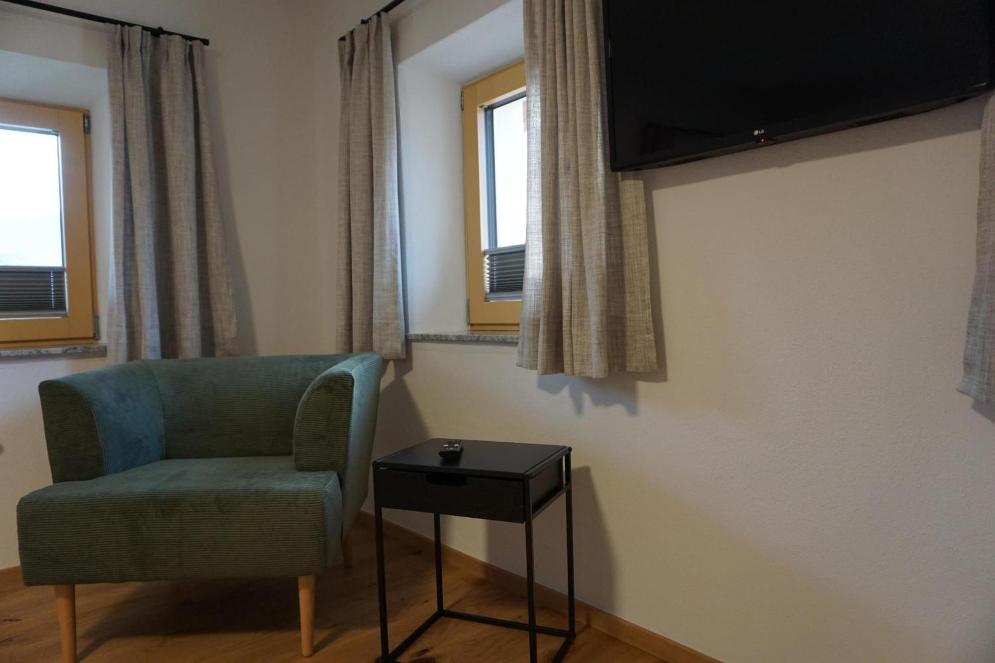 Apartments Edinger Soll Exterior photo